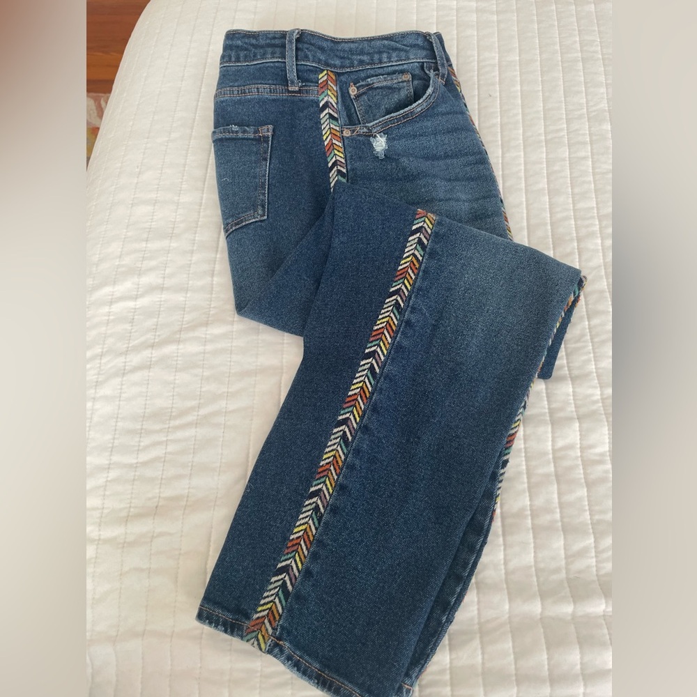 Knox Rose Womens Barrel style Blue Jeans with Embroidered Multicolor Trim Size 8